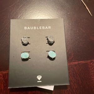NWT Baublebar 2 pack of earrings